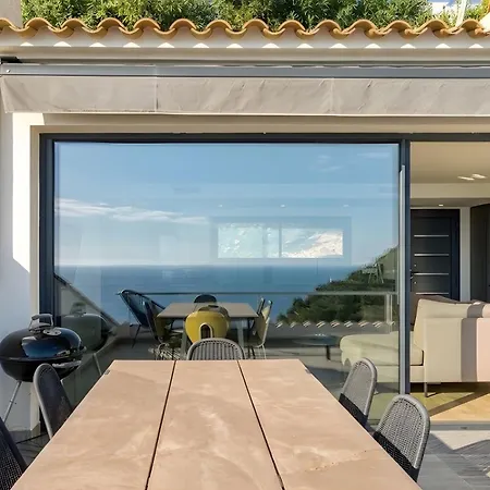 La Terrasse De La 6 Apartment